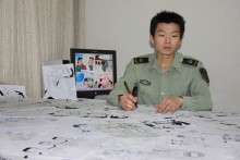 战士画家王增弘(笔名易白) 战士画家王增弘(笔名易白)