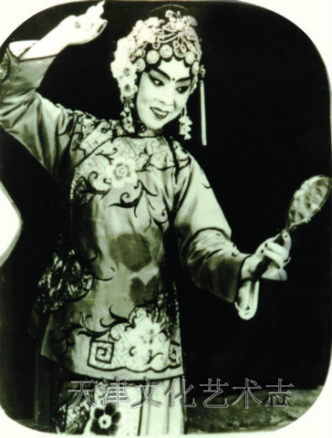 戏曲大师陈素真《梵王宫》剧照 戏曲大师陈素真《梵王宫》剧照