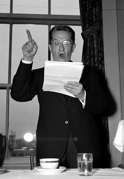 1938年流亡国外的克伦斯基 1938年流亡国外的克伦斯基