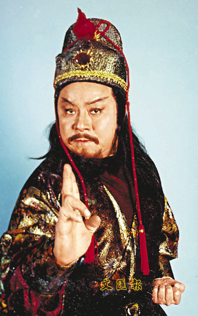 《四大名捕》饰诸葛神侯 《四大名捕》饰诸葛神侯