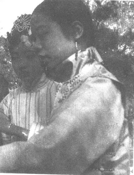 额尔德特·文绣与郭布罗·婉容 额尔德特·文绣与郭布罗·婉容