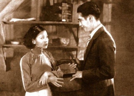 《三个摩登女性》剧照 《三个摩登女性》剧照