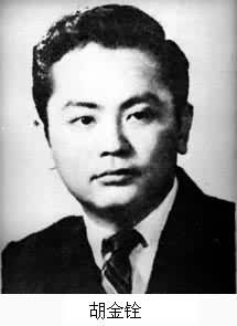 拍戏时,胡导演经常亲自示范 拍戏时,胡导演经常亲自示范