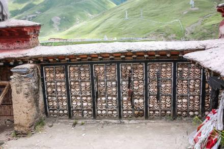 达姆寺骷髅墙 达姆寺骷髅墙