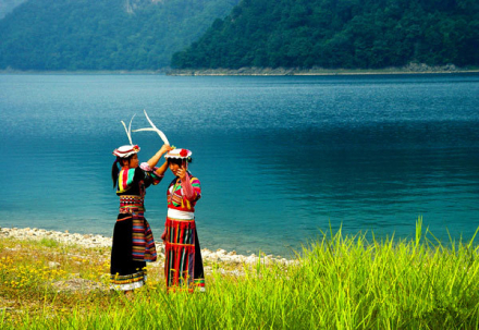 陇南市文县白马人 陇南市文县白马人