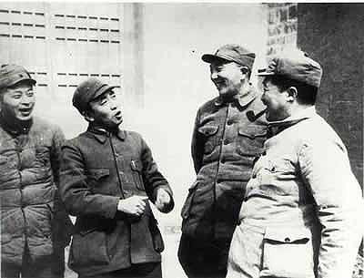 贺龙、罗瑞卿、谭政、李井泉在西柏坡 贺龙、罗瑞卿、谭政、李井泉在西柏坡