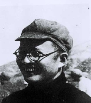 《解放日报》博古 《解放日报》博古