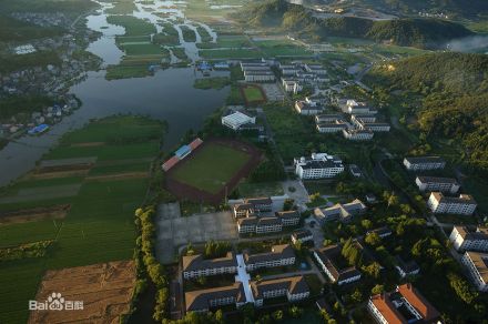 春晖中学·白马湖 春晖中学·白马湖