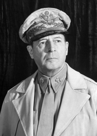 道格拉斯·麦克阿瑟