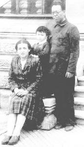 李立三和李莎及子女 李立三和李莎及子女