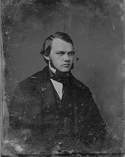 创始人亨利·贾维斯·雷蒙德
创始人亨利·贾维斯·雷蒙德