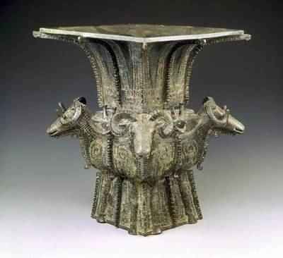 四羊方尊 四羊方尊