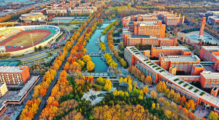 郑州大学主校区核心教学楼 郑州大学主校区核心教学楼