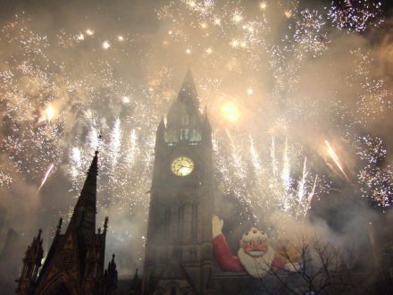 平安夜中的曼彻斯特市政厅 平安夜中的曼彻斯特市政厅