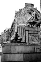 休谟之墓。 休谟之墓。