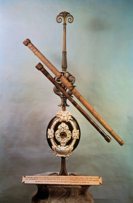 伽利略望远镜
伽利略望远镜