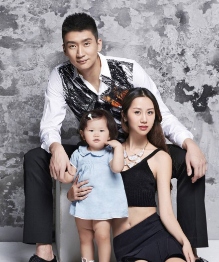 孙悦一家 孙悦一家