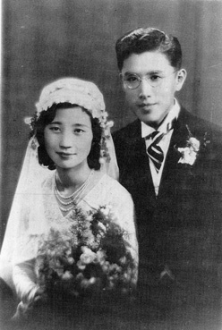 周培源与妻子王蒂澄结婚照 周培源与妻子王蒂澄结婚照