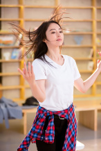 《阿那亚恋情》饰演顾若