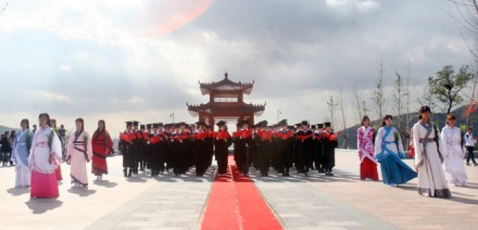鲁东大学“天坛” 鲁东大学“天坛”