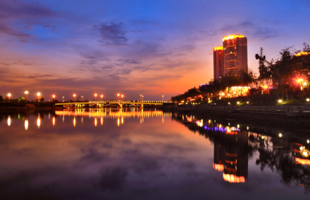 六合暮色 六合暮色