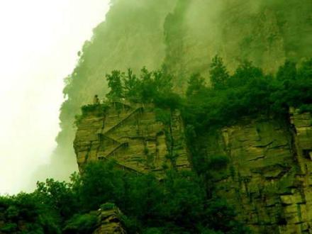 太行大峡谷王相岩
太行大峡谷王相岩