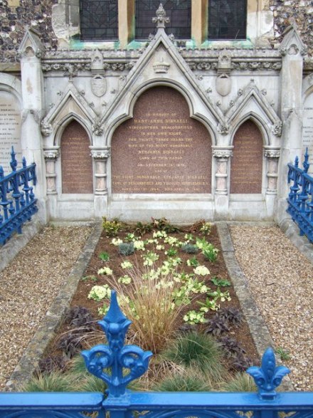 迪斯雷利的墓地 迪斯雷利的墓地