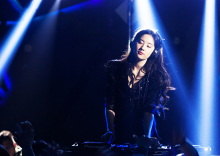 《夜孔雀》饰 艾尔莎