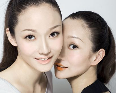 蒋文文和蒋婷婷