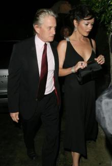 琼斯与家人的照片 琼斯与家人的照片