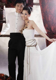 冯潇霆家庭情况 冯潇霆家庭情况