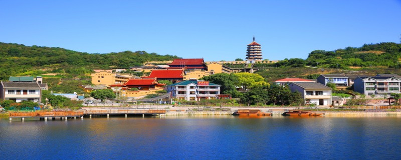 定海区的景点有舟山鸦片战争遗址公园,浙江海洋大学,马岙旅游区,舟山