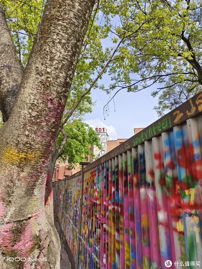 iQOO Neo 6首发评测:旗舰硬件下放,游戏体验全面升级