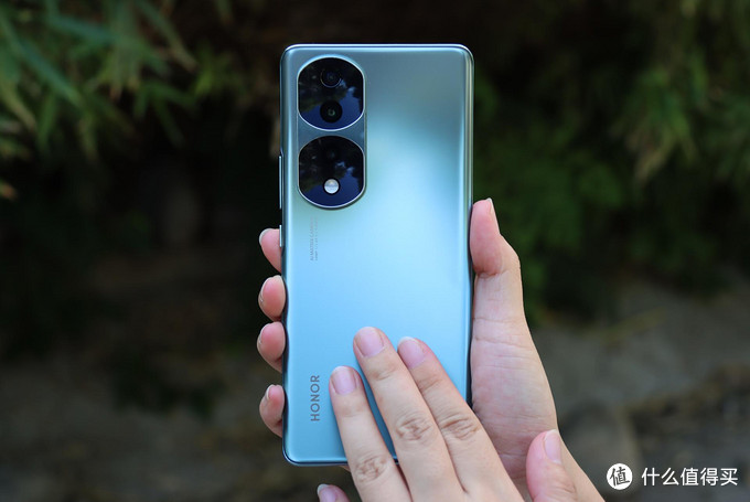 取舍有难度?vivo X80与荣耀70 Pro到底应该怎么选?