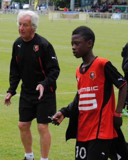 卡马温加在雷恩青训 卡马温加在雷恩青训