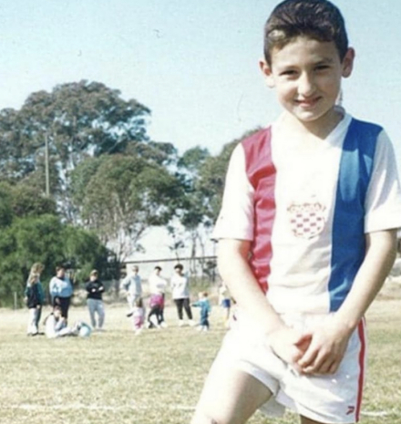 童年杰迪纳克 童年杰迪纳克