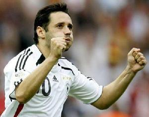 奥利弗·诺伊维尔 奥利弗·诺伊维尔