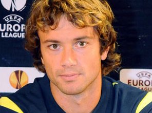 费内巴切的欧联发布会 费内巴切的欧联发布会