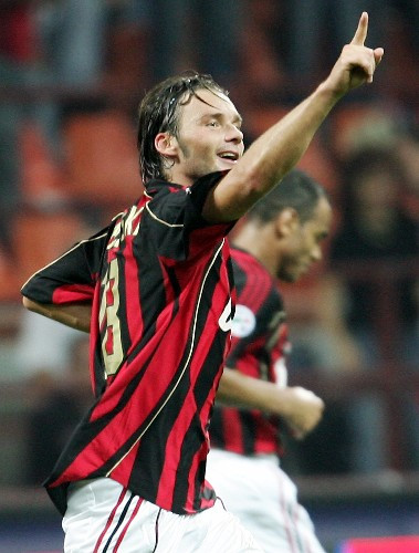 扬库洛夫斯基进球后庆祝
扬库洛夫斯基进球后庆祝