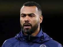 在埃弗顿任职 在埃弗顿任职