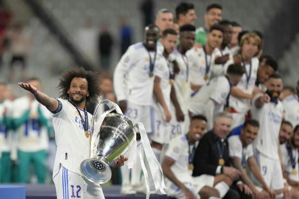 2022年第五次随皇马夺得欧冠冠军