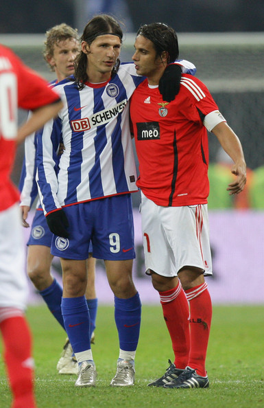 足球场上 足球场上