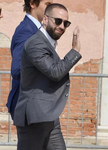 场下的卡瓦哈尔 场下的卡瓦哈尔