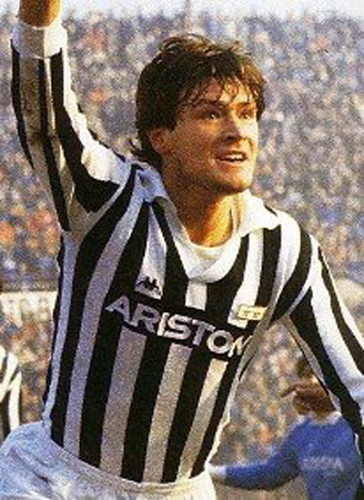 阿尔多·塞雷纳 阿尔多·塞雷纳