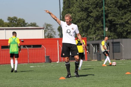 担任费耶诺德U19主主教练 担任费耶诺德U19主主教练