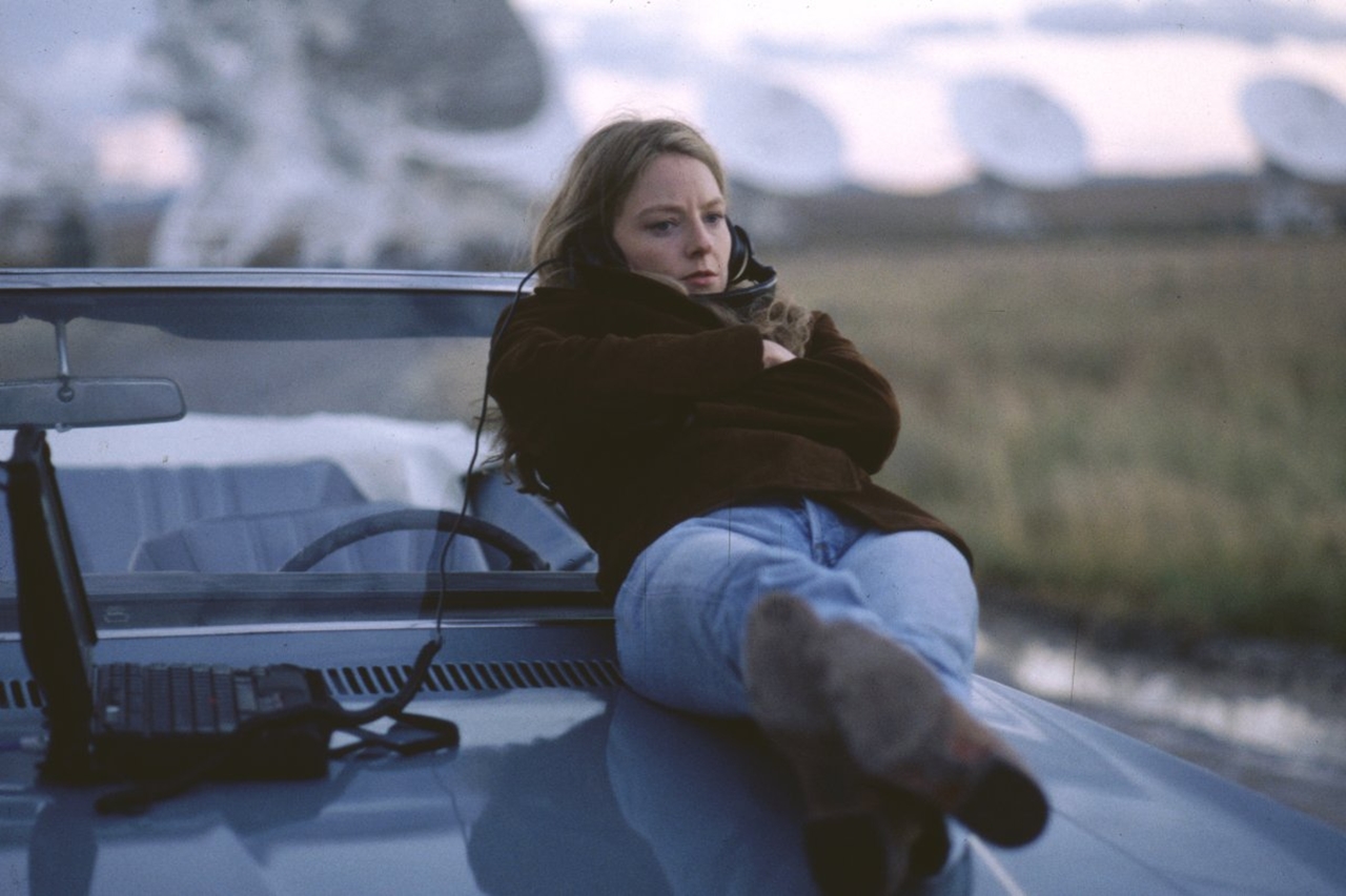 超时空接触(1997)的剧照