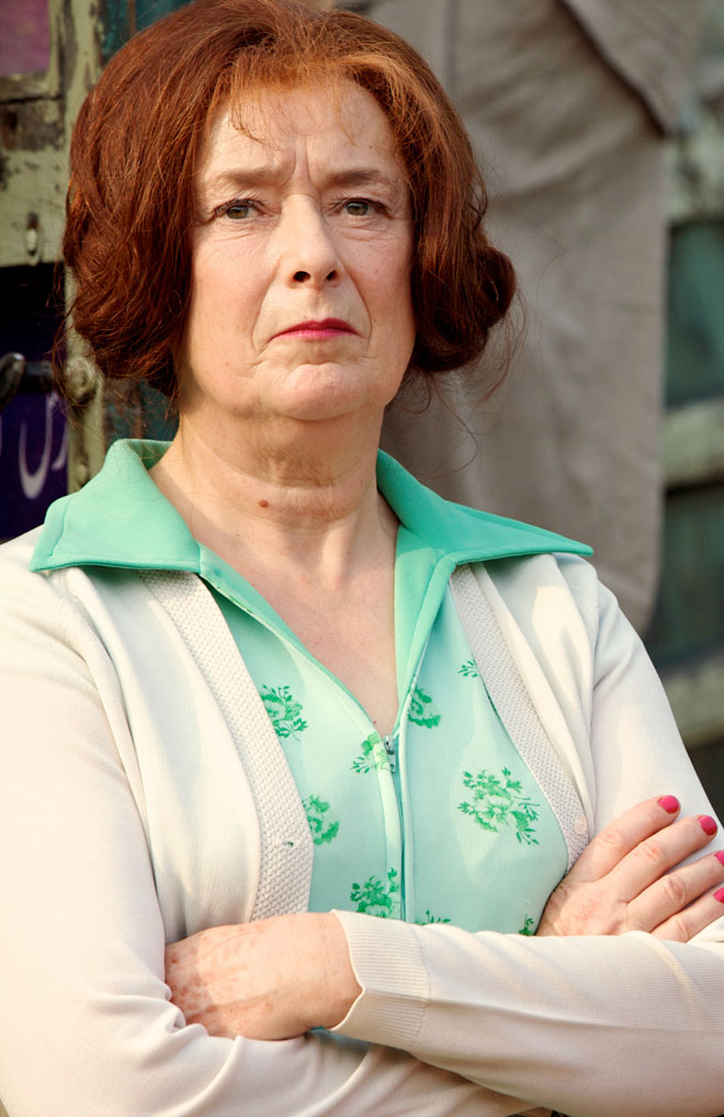 琳达·巴塞特 琳达·巴塞特