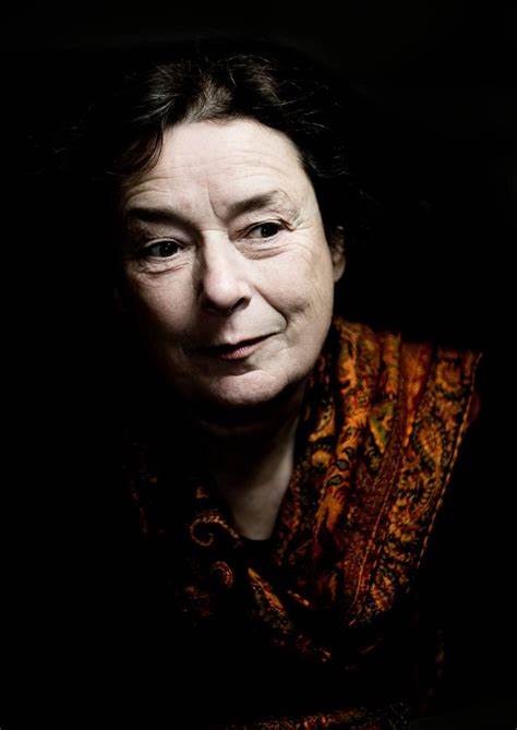 琳达·巴塞特 琳达·巴塞特