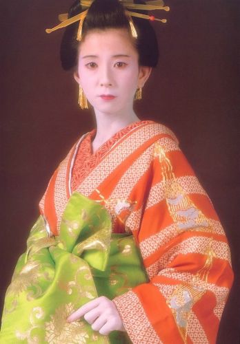 大场久美子