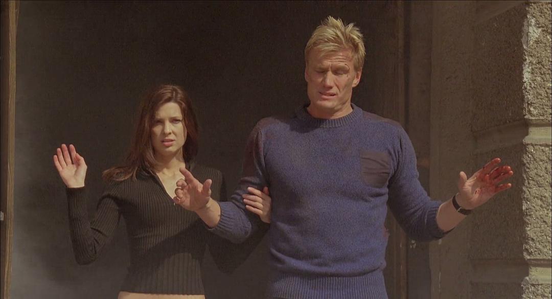 孤胆拯救(2009)的剧照 孤胆拯救(2009)的剧照